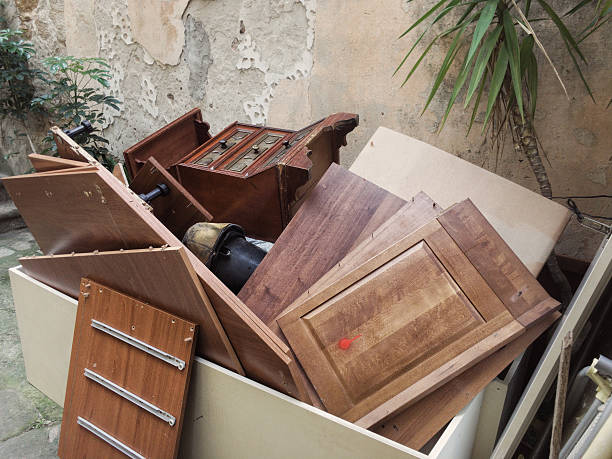 Commercial Cleanout Services in Pearl Beach, MI